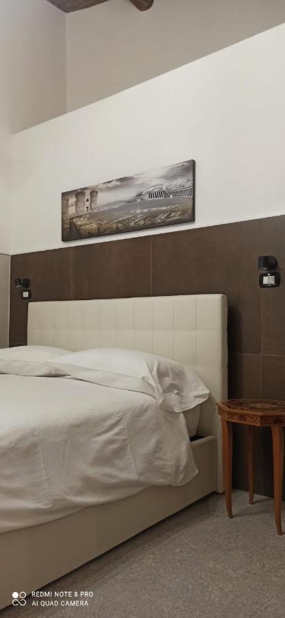 La Suite Del Centro Storico Naples Exterior photo